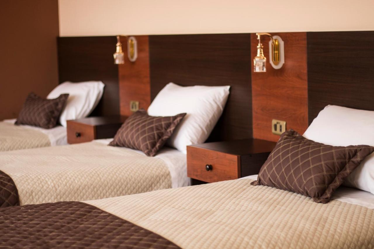 Hotel Pairumani 4*